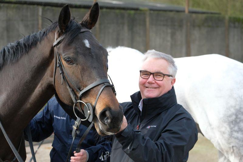Vince meeting his horse Commodore Barry