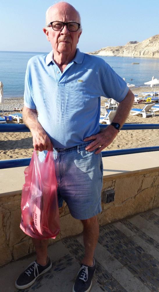 To think plastic bags are banned.. Philip Arkwright on holiday!! Not sure about his reading matter..
