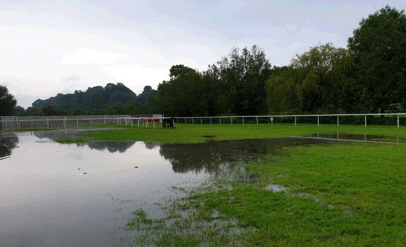 Uttoxeter this morning.. You can see why there is no racing