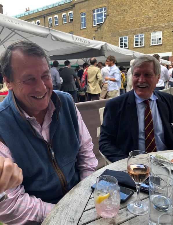 Somebody must have told a funny story?  Lunching (looks more like drinking) with Donald Mackenzie from Nashville..Photo pinched from TNDGB's blog..