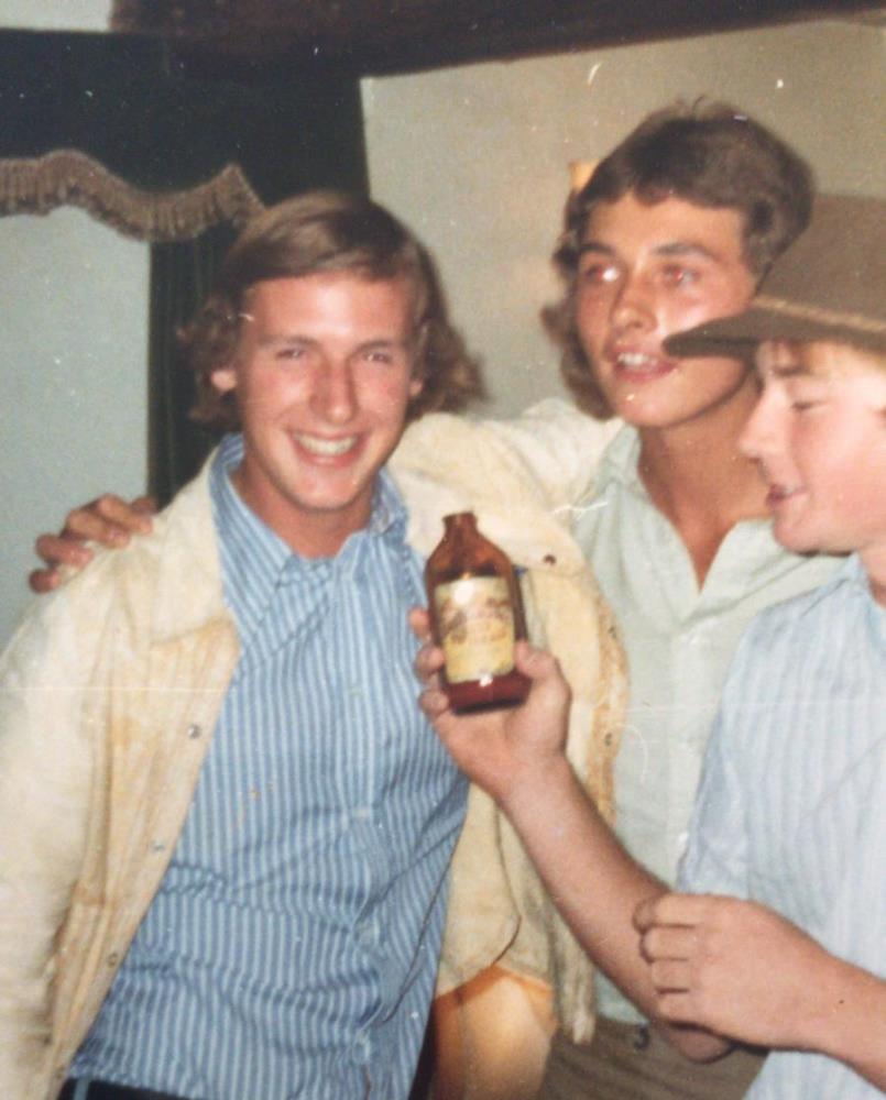 Bloody hell..You have to laugh.. This was what I looked like when I return from Oz, Peter Sidgwick and Will Russell holding the stubby.