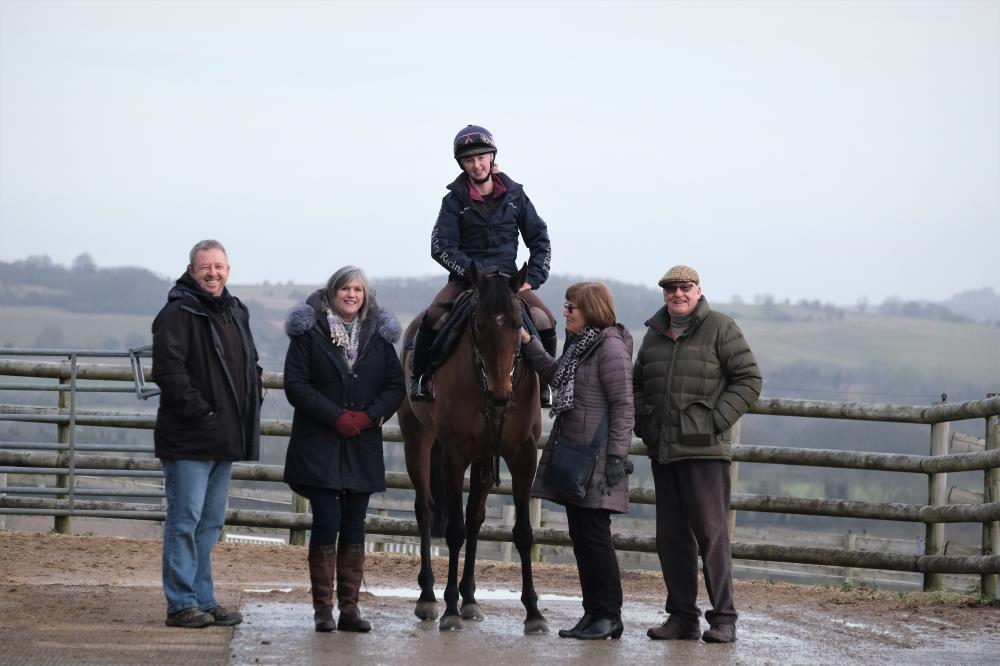 Paul Higgs, Sue Stanley, Gina Waugh and John Stanley wityh their KBRP horse Drumreagh