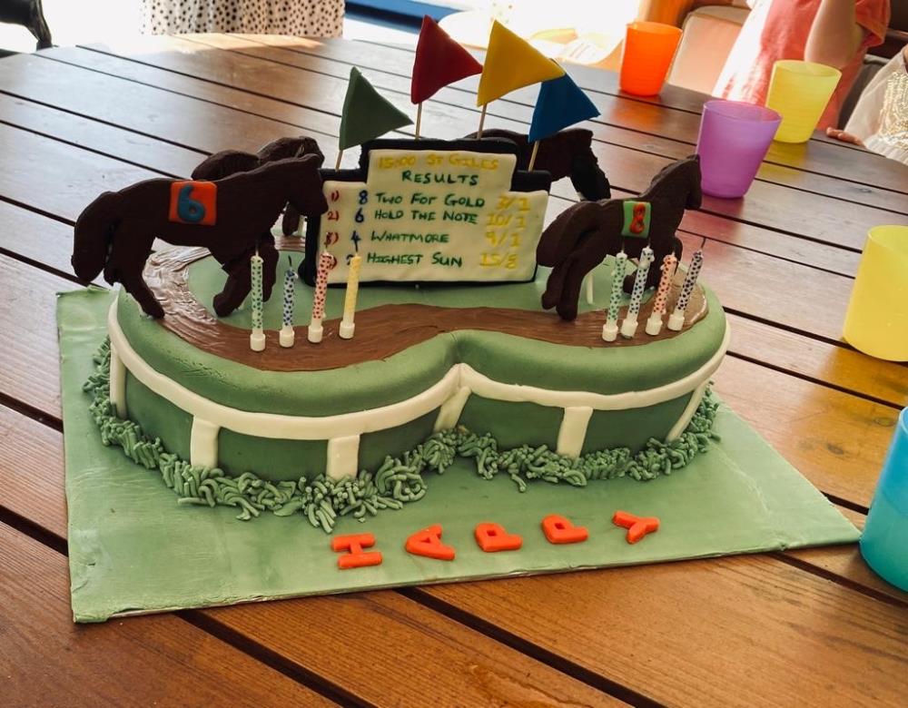 It was Charlie Cannon’s 8th birthday yesterday and he requested a racing cake which Clare Fundell made.. Charlie’s Dad Mathew has a share in Two For Gold as does Andrew Fundell. Good effort..