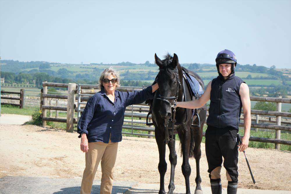 Gwen Meacham with her KBRP horse Voyburg