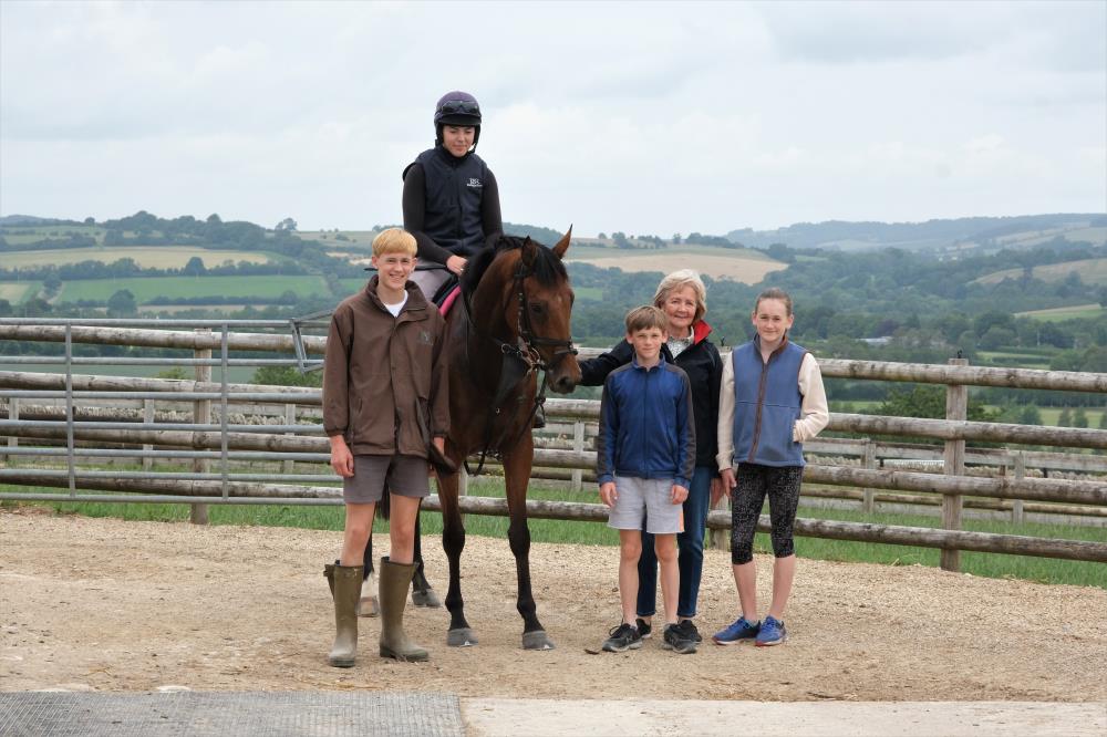 Mary Dulverton with her horse Talk Of Fame and her grand children. Paddy, Arthur and Coreena Clarkson