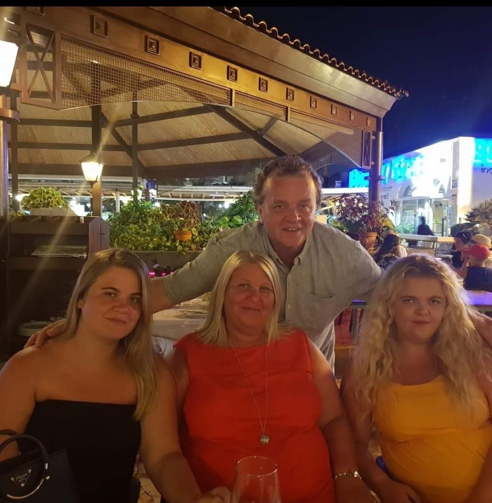 Stephen with his family daughter Charlotte (left) Wife Jo (center) daughter Ellie (right)