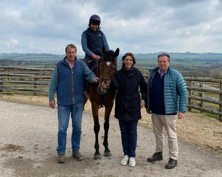 Trainer.. El Presente with owners Katherine and Francis Brooke