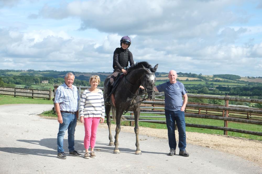 Ian, Pam and Paul theiur their KBRS horse Galante De Romay
