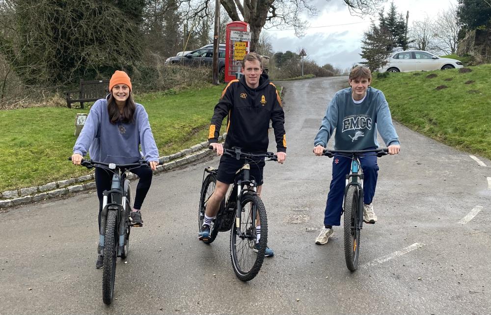 India, Harry and Archie heading off for a bike ride