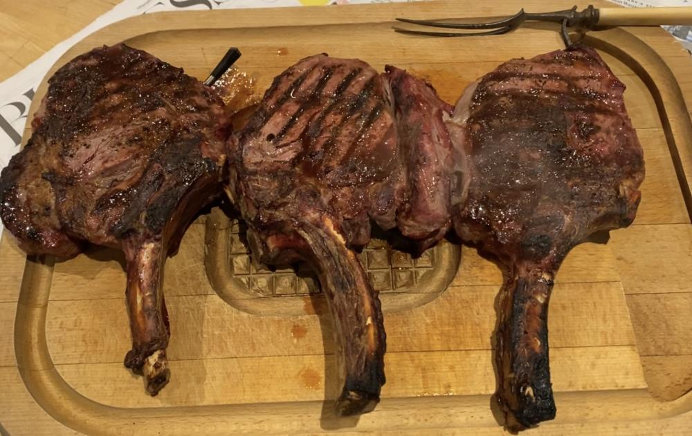 Sunday lunch. BBQ tomahawk steaks. Yummm.. You can see the meat probe on the steak on the left... No David Bass for lunch!!