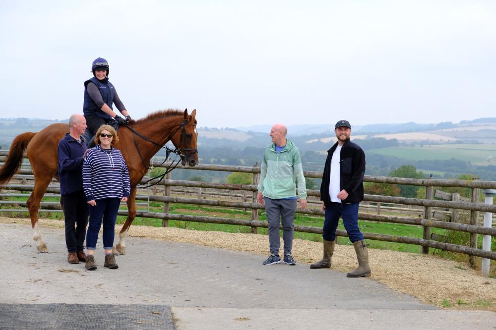 Garry, Tracey, Paul and Jordon with their KBRS horse Phantom Getaway