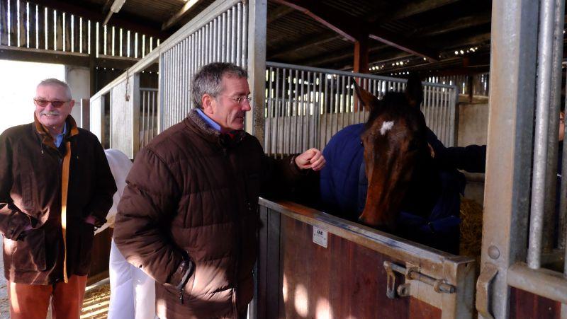 Nick Cook was here last week .. Nick with his horse Younevercall and who is the man bebind.. name similar to my favourite racecourse?