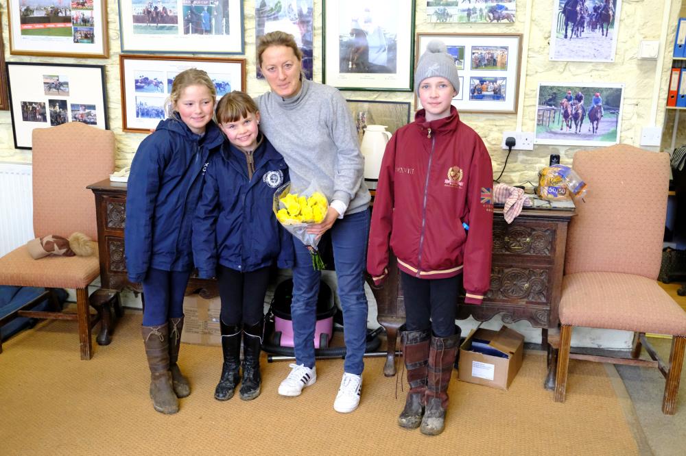 Pony Club members thanking Mrs B for looking after them.. they had a lovely morning..