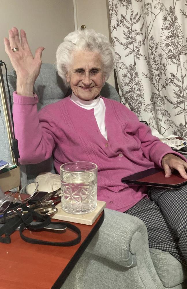 A WhatsApp get well wave from Patricia Ruck Keene (101)