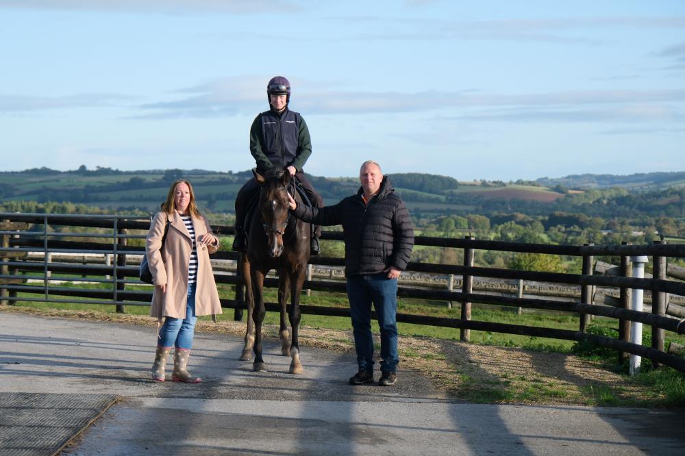 Georgie and Stu Portlock  with their KBRS horse Zmiinyi.
