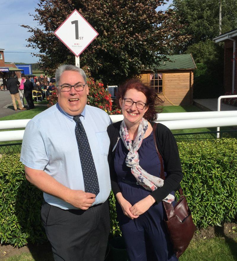 Our 5 to Follow prize winner Julie Greenwood and Ian Dicks enjoying their day at Market Rasen
